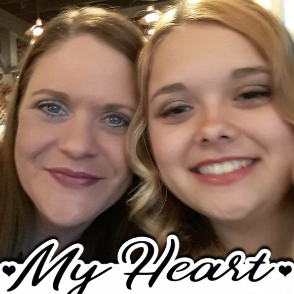 Meet your Posher, Robyn - Picture 1 of 1